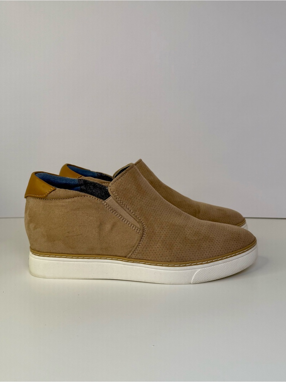 Dr. Scholl's If Only Slip-On Wedge Casual Sneaker Tan Faux Suede Women's Size 9M